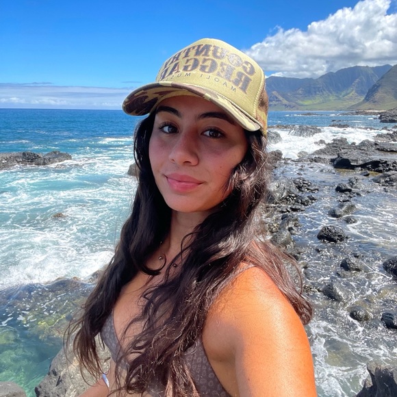 Meet your Posher, Emma - Picture 1 of 1